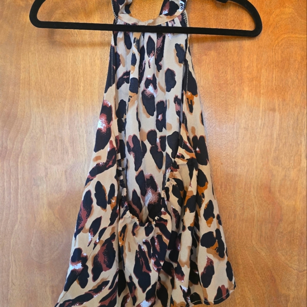 High neck Open back top Size M